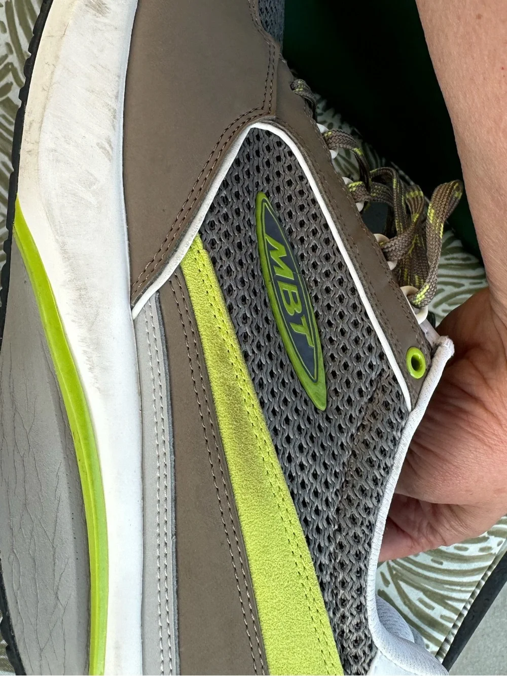 Men's Athletic Sneakers with Lime Accent MBT 1996 size 10-10.5 tennis shoes